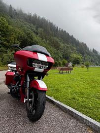 HD ROAD GLIDE "BORN IN THE USA" - 114