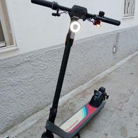 monopattino elettrico  niu KQI2 pro 