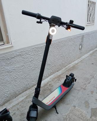 monopattino elettrico  niu KQI2 pro 