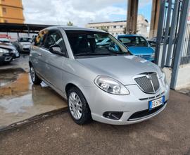 Lancia Ypsilon 1.3 MJT 75 CV Diva PERFETTA