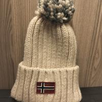 Capello Napapijri solo consegna di persona a milan