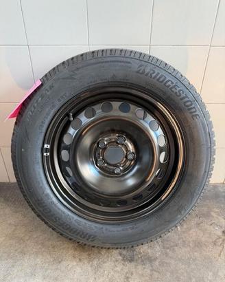 CERCHI E GOMME ORIGINALI 185/65R15 88T VW-SE-SK