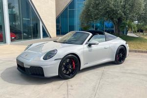 Porsche 911 992 Targa 3.6 4 GTS 541CV auto - possi