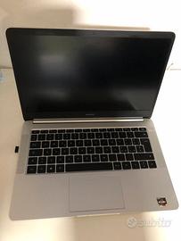 Laptop Huawei Matebook D14"