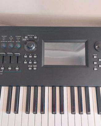 Tastiera YAMAHA MODX 8 come nuova completa di Supp