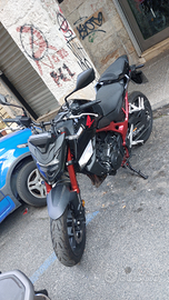 Honda hornet 750 2023 km 197 zero sinistri