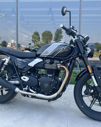 TRIUMPH Speed Twin 900