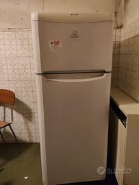  Frigorifero Indesit Doppia Porta - Classe A+