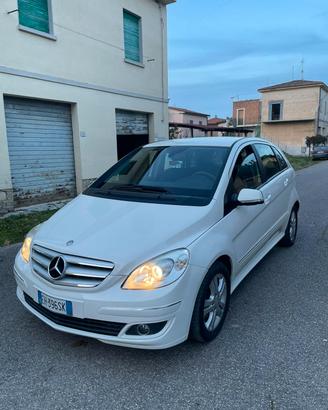MERCEDES CLASSE B CDI PREMIUM