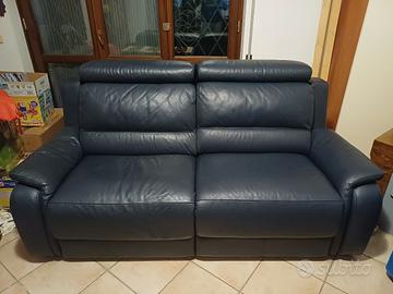 Divano 3 posti in vera pelle con relax elettrico