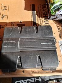 Amplificatore per  auto 