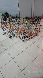 Action figure, sorpresine e personaggi. Oltre 300 