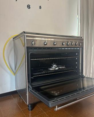 cucina piano cottura gas