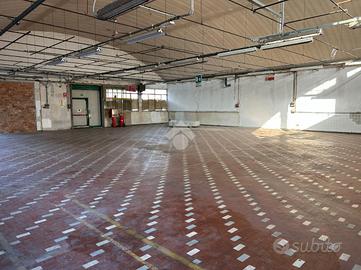 CAPANNONE A QUERO VAS