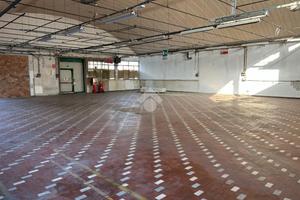 CAPANNONE A QUERO VAS