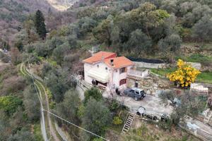 VILLA SINGOLA A CERIANA