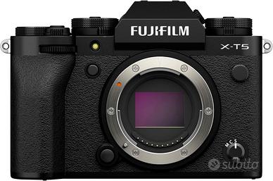 Fujifilm X-T5 Black (NUOVA E IMBALLATA)