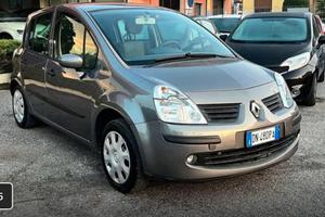 Renault Modus, anno 2008, 102.000 km