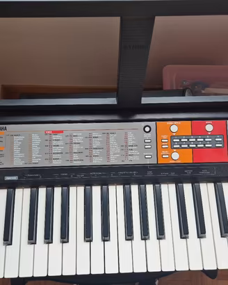 TASTIERA MUSICALE YAMAHA PSR-F52 