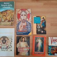 Set di libri religiosi 