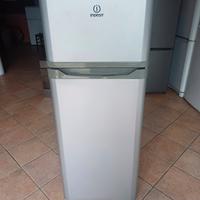frigorifero Indesit  grigio