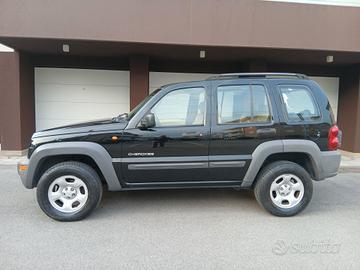 Jeep Cherokee 2.5 CRD Sport cambio manuale ---traz