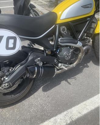 Special Titanium Black Ducati Monster 797