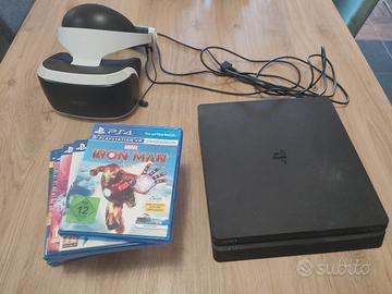 PS4 + visore + giochi + altri accessori