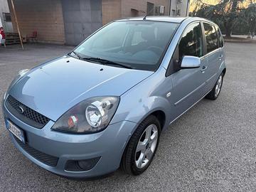 FORD Fiesta 135,996km1.4TDCi 5p Ghia senza lavor