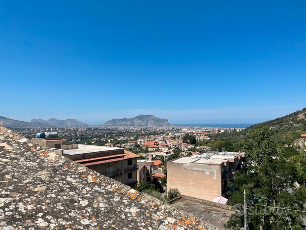 Intera palazzina villagrazia di Palermo