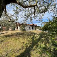 VILLA SINGOLA A ADRO