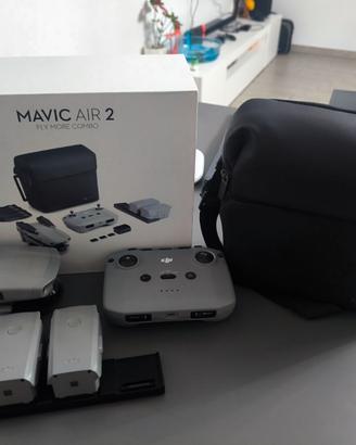 Drone DJI Mavic Air 2 Fly More Combo - Come Nuovo