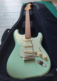 Chitarra elettrica Fender Stratocaster Vintera 60