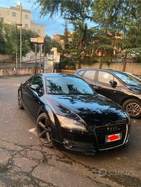 AUDI TT 2.0 TFSI SLINE