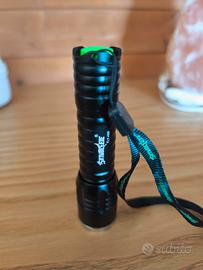 torcia led ultrafire 