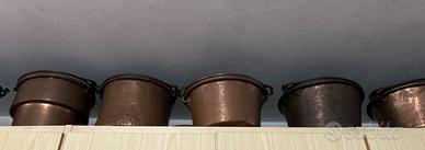 Set di pentole in rame vintage