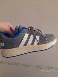 Adidas Scarpe Grigie e Bianche