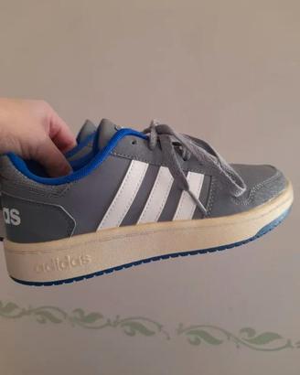 Adidas Scarpe Grigie e Bianche