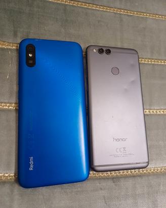 2 cellulare con schermo rotti 