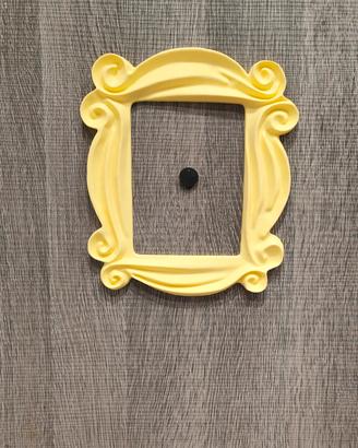 Friends Cornice porta Monica e Rachel