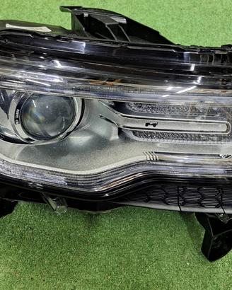 JEEP GRAND CHEROKEE WK2 BI-XENON Faro Fanale Destr