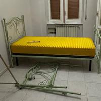 Per lettini in ferro battuto