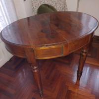 Tavolo ovale di noce fine '800