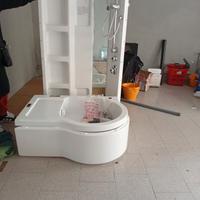 vasca idromassaggio co chiusura a box doccia 