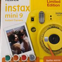 Fotocamera istantanea