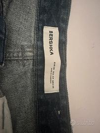 Pantaloni marca