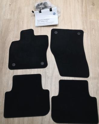 Kit 4 pezzi tappetini per Volkswagen Tiguan 2° ser