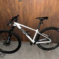 mountain bike BMC