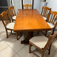 Tavolo in legno massello