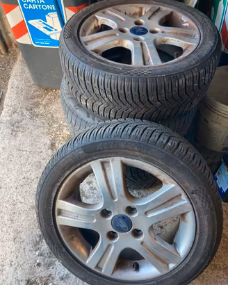 Cerchi in lega e ruote ford fiesta